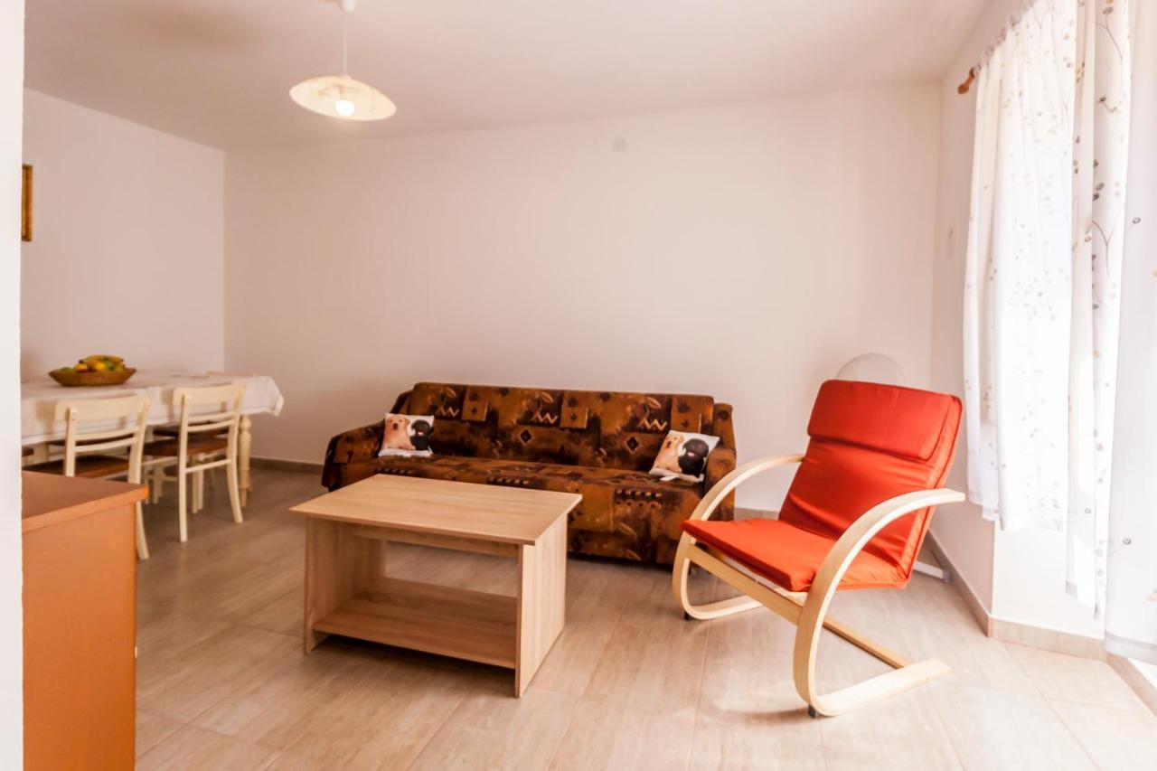 House Krizanic In Marcana, Istria, With 2 Apartments, Total 9 Guests Εξωτερικό φωτογραφία
