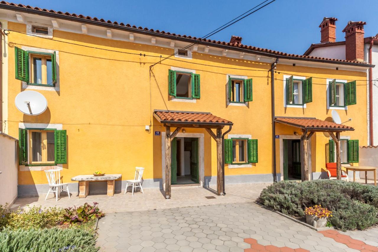 House Krizanic In Marcana, Istria, With 2 Apartments, Total 9 Guests Εξωτερικό φωτογραφία