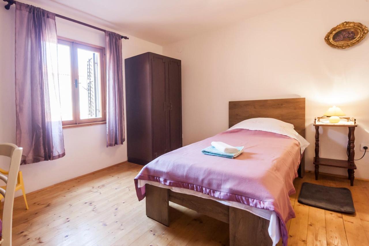 House Krizanic In Marcana, Istria, With 2 Apartments, Total 9 Guests Εξωτερικό φωτογραφία