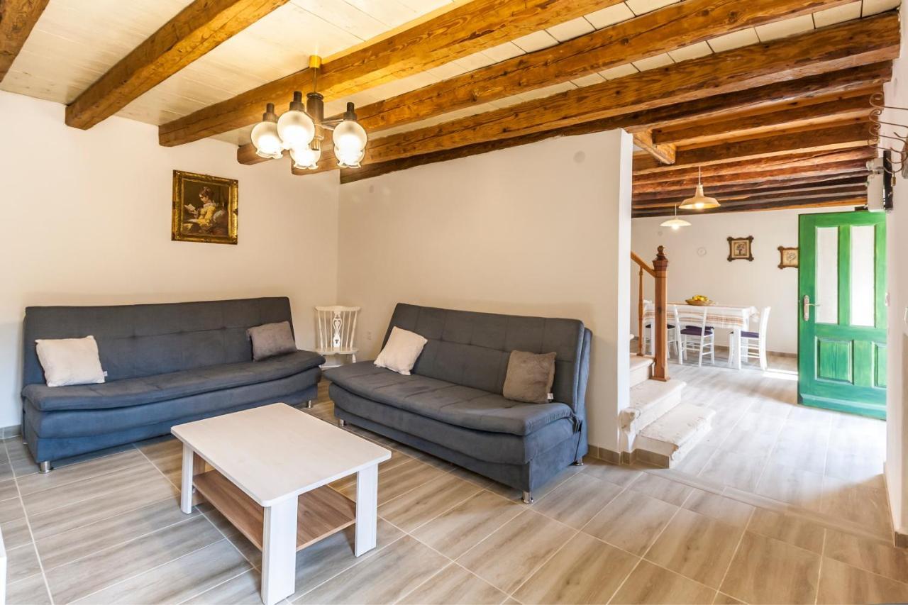 House Krizanic In Marcana, Istria, With 2 Apartments, Total 9 Guests Εξωτερικό φωτογραφία