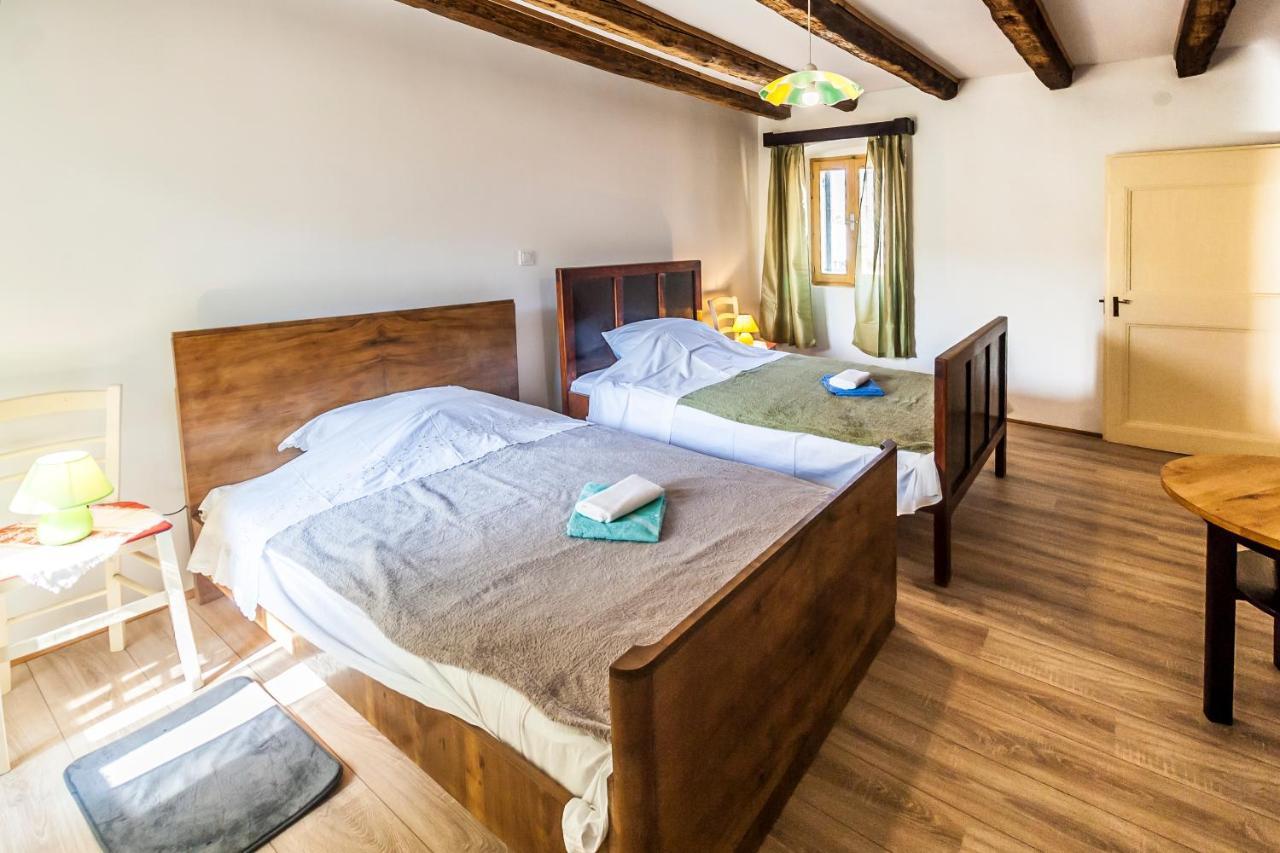 House Krizanic In Marcana, Istria, With 2 Apartments, Total 9 Guests Εξωτερικό φωτογραφία