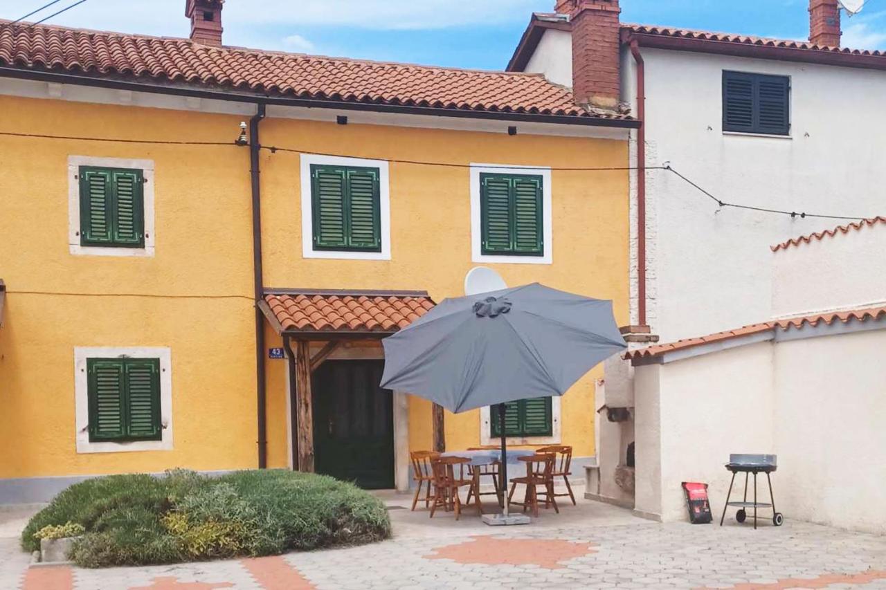 House Krizanic In Marcana, Istria, With 2 Apartments, Total 9 Guests Εξωτερικό φωτογραφία