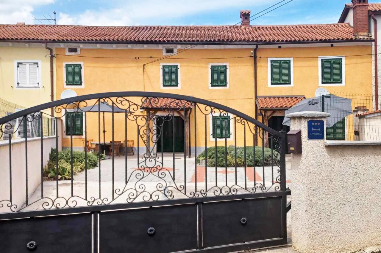 House Krizanic In Marcana, Istria, With 2 Apartments, Total 9 Guests Εξωτερικό φωτογραφία